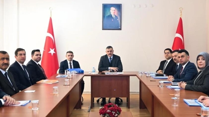 Vali Çiftçi, Aziziye’deki kamu projeleri hakkında bilgi aldı