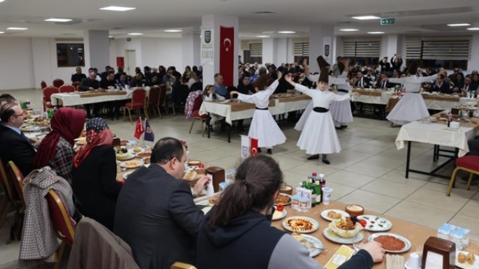 Vakıf okulları ailesi iftarda buluştu