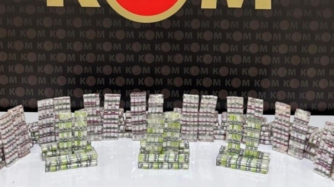 Yol kontrolünde kaçak botoks ilacı ele geçirildi
