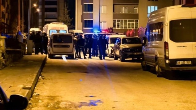 Bunalıma girdi, canın kıydı