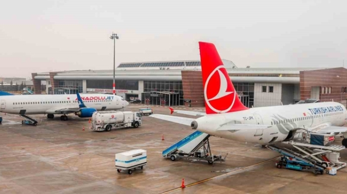 Havalimanı 2 ayda 239 bin yolcu ağırladı