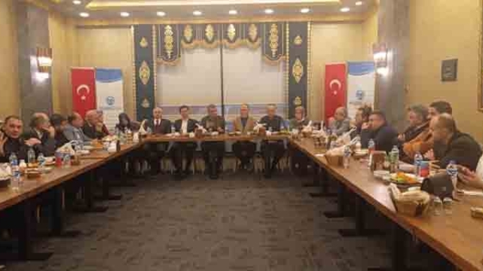 KURSDER’den iftar yemeği