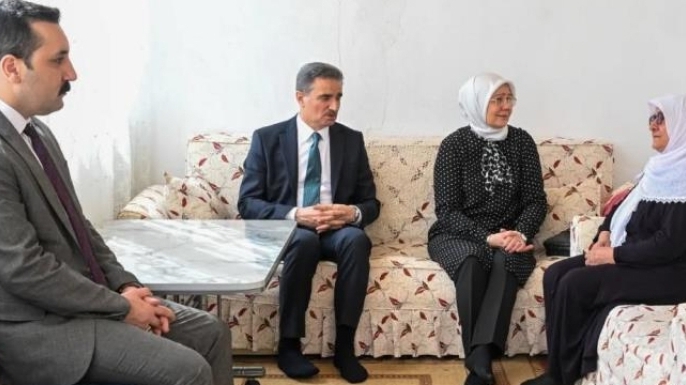 Vali Baruş’tan vefa ziyaretleri