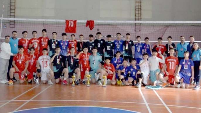 Voleybolda Aşkale farkı