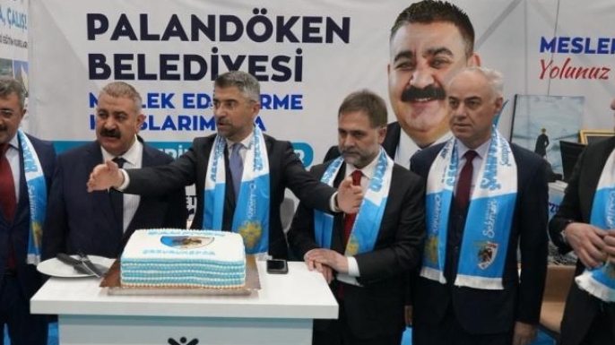 Kariyer fuarında şampiyonluk sürprizi