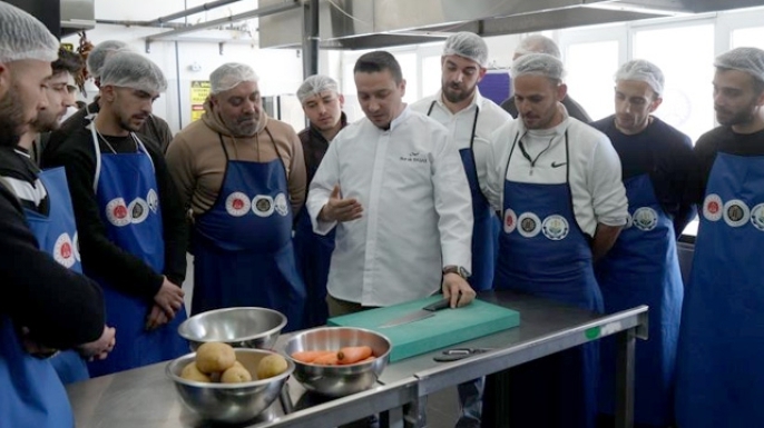 Mahkumlara "lezzetli" bir gelecek