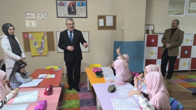 Müftü Çapçı minik yüreklerle buluştu