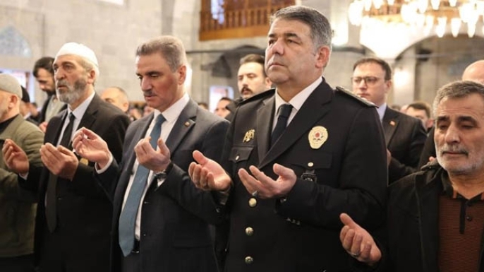 Şehitler polis haftasında anıldı