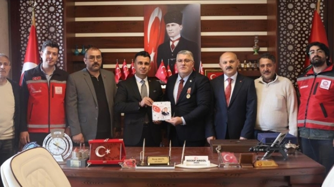 Erzurum’da kahramanlara vefa
