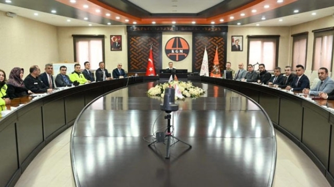 Erzurum trafiğindeki kara noktalar iyileştiriliyor