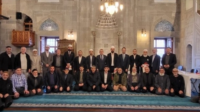 Hafızlık ve Kur'an-ı Kerim'i güzel okumada yarıştılar