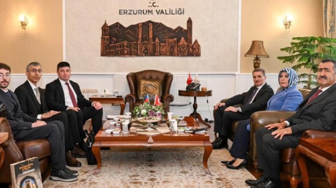 ‘İki devlet, tek millet’ vurgusu