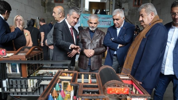 Çiftelerde sanat buluşması