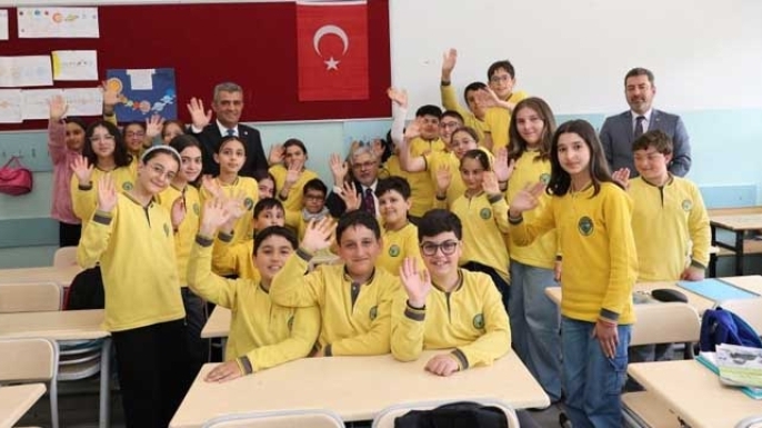 Eğitimin kalbinde öğrencilerle buluştular