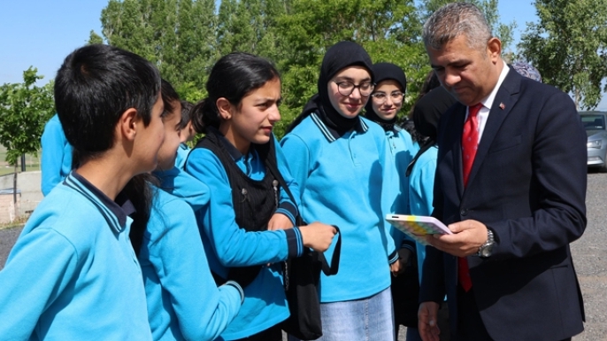 Ekici: Erzurum eğitim ailesinin her ferdine minnettarız