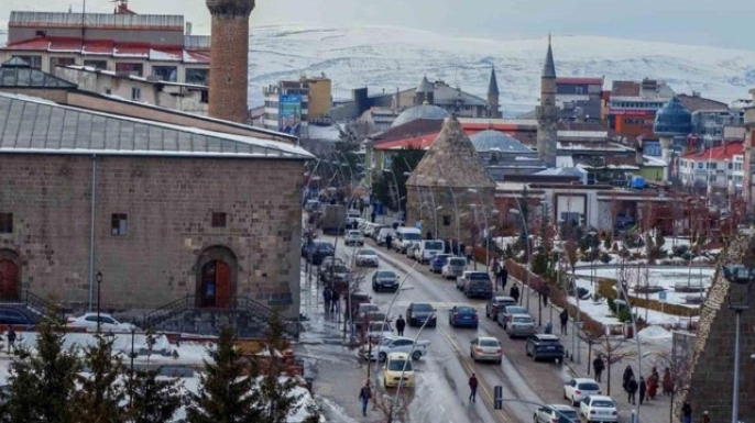 Gelişte 'eğitim', gidişte 'aile' zirvede!