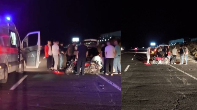 Motosiklet kazasında yaralanan gençlere vatandaş şefkati!
