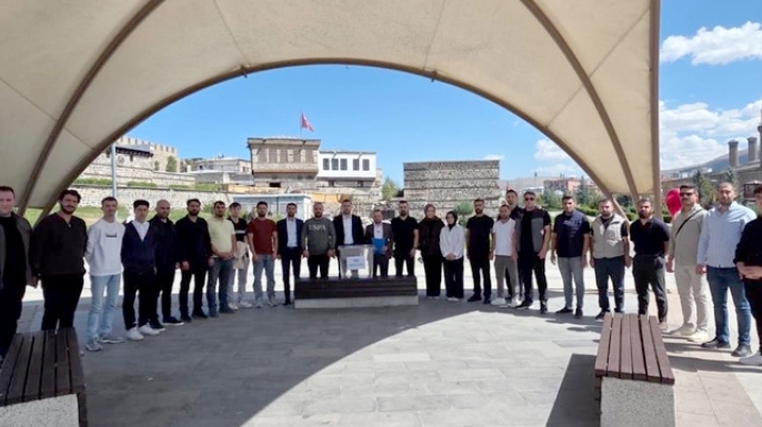 AK Parti Gençlik Kolları'ndan 12 Eylül açıklaması