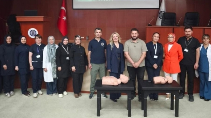 Atatürk Üniversitesi'nde ilkyardım eğitimi