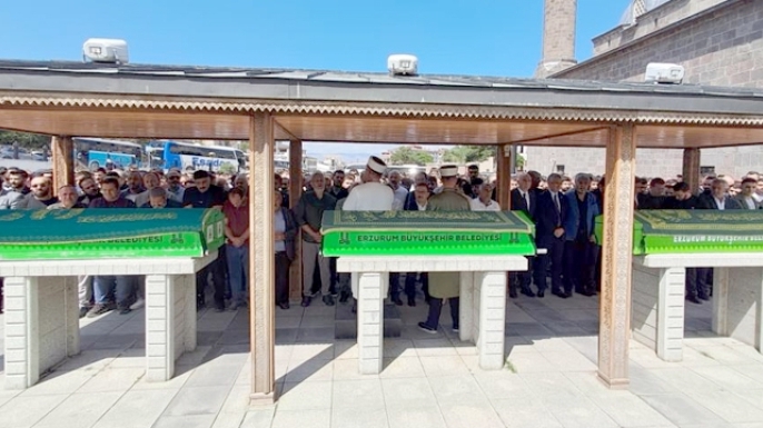 Erzurum üç evladına ağlıyor