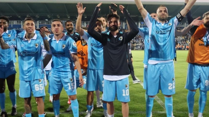 Erzurumspor FK’dan tarihi galibiyet