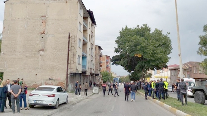 Gölbaşı meydan muharebesi; 1'i polis 11 yaralı