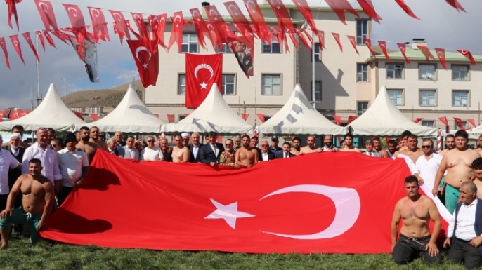 Pasinler'de şampiyon Kenan Gör