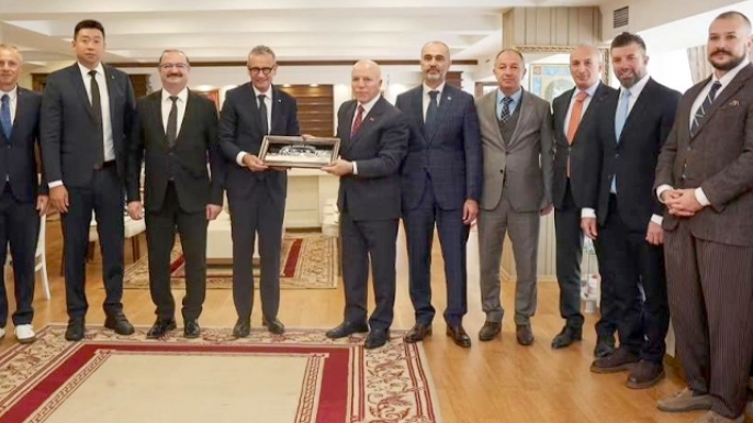 FISU heyetinden Atatürk Üniversitesine ziyaret: Hedef 2029