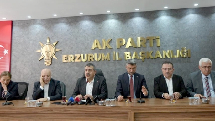 Bakan Tekin'den CHP'ye