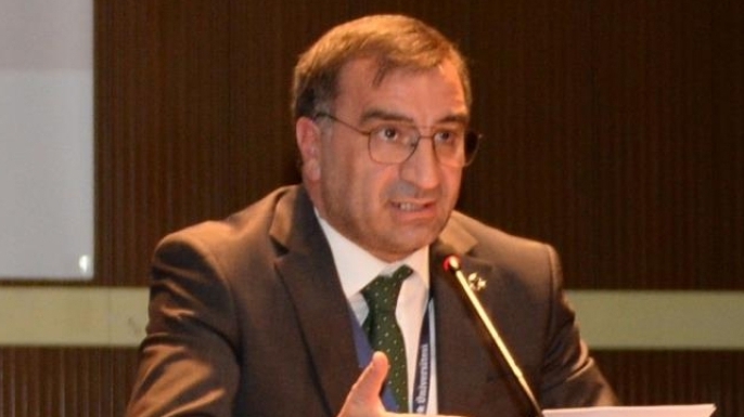 Ertaş: 29 harflik alfabe kelime varlığımızı yok etti