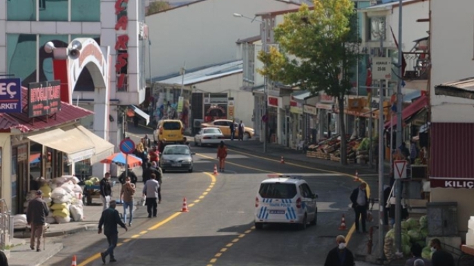 Erzurum 4.4’le sallandı