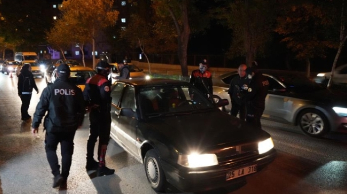 Erzurum'da polisten narko alan uygulaması