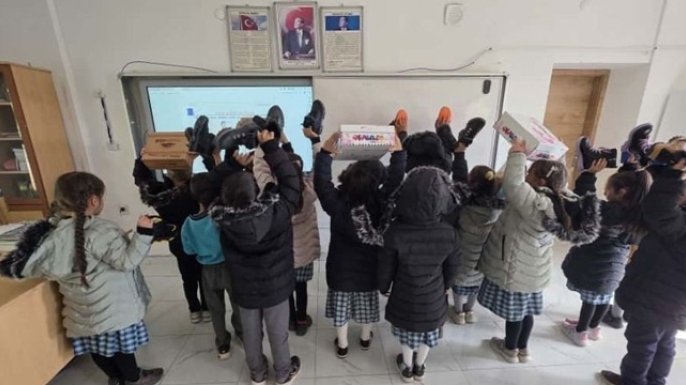 ETSO’dan ihtiyaç sahibi öğrencilere giyim yardımı