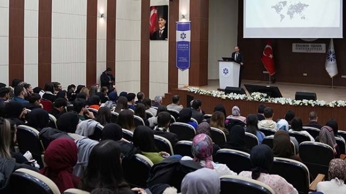 ETÜ’de gençlik ve insani yardım odaklı buluşma