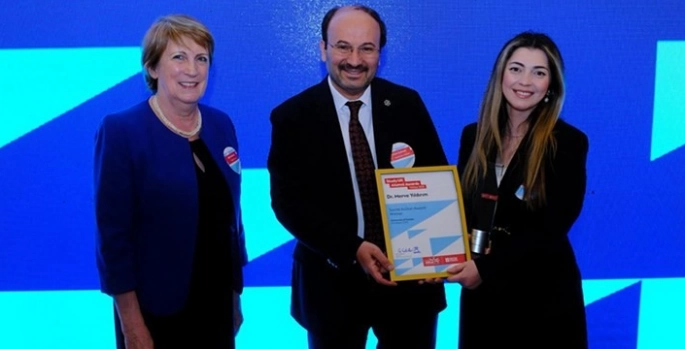 ETÜ’lü akademisyene British Council’den ödül
