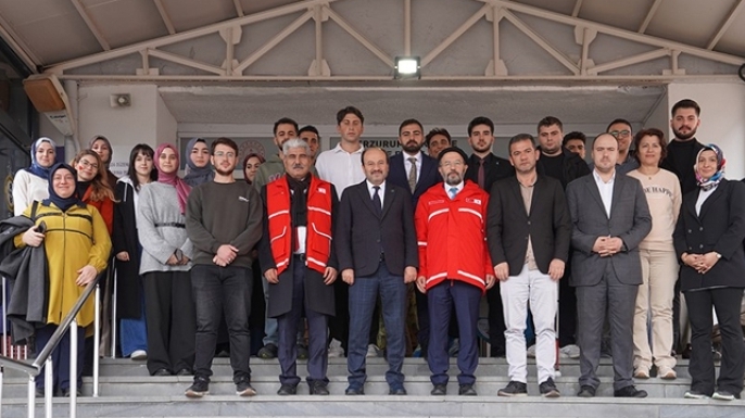 ETÜ’lü gençler özel gereksinimli çocuklarla buluştu