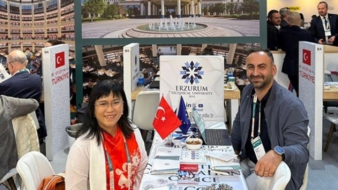 ETÜ, Uluslararası Eğitim Birliği Fuarında