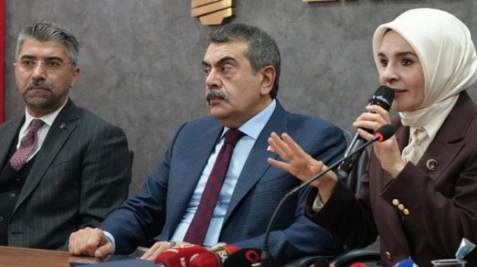 Göktaş: Deprem turisti olmadık