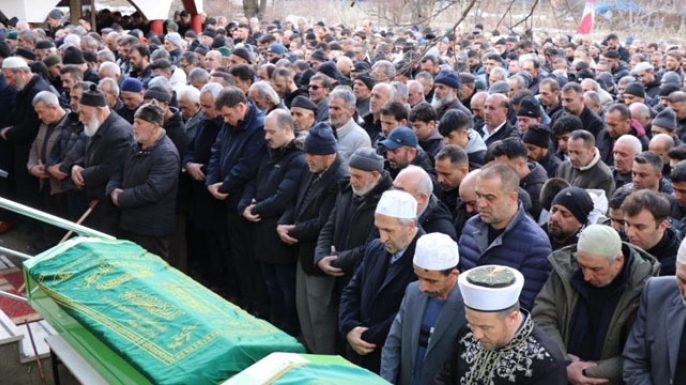 Gözyaşları sel oldu