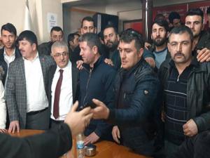 Ak Parti adayı Ahmet Dölekliye coşkulu karşılama