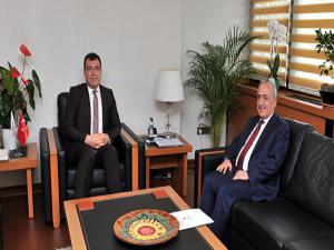 Rektör Çomaklıdan TÜBİTAK Başkanı Prof. Dr. Hasan Mandala hayırlı olsun ziyareti
