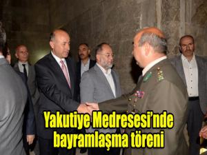 Tarihi Yakutiye Medresesinde bayramlaşma töreni düzenlendi