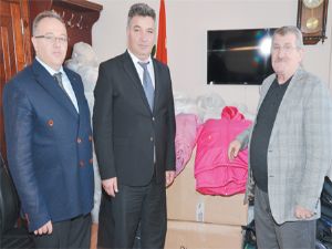 ETSO'dan öğrencilere giyim ve kırtasiye yardımı