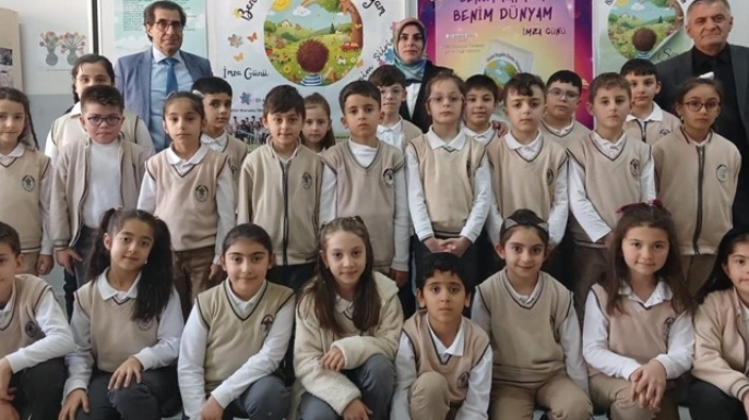 Hayallerini şiire, gelirini umuda dönüştürdüler