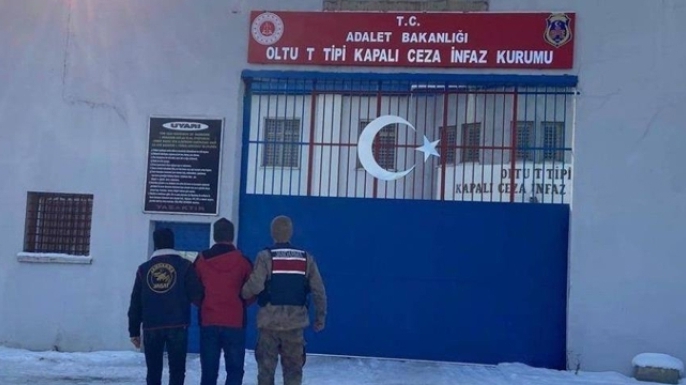 Jandarmadan suçlulara darbe