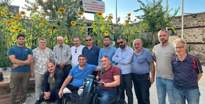 Kahraman Gazi'den anlamlı ziyaret
