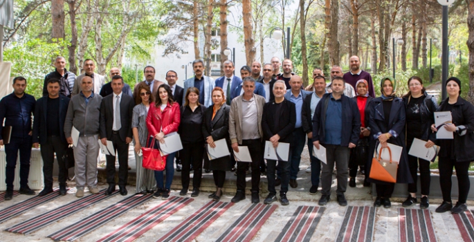 Kamu personeline Kamu Mali Yönetimi eğitim semineri