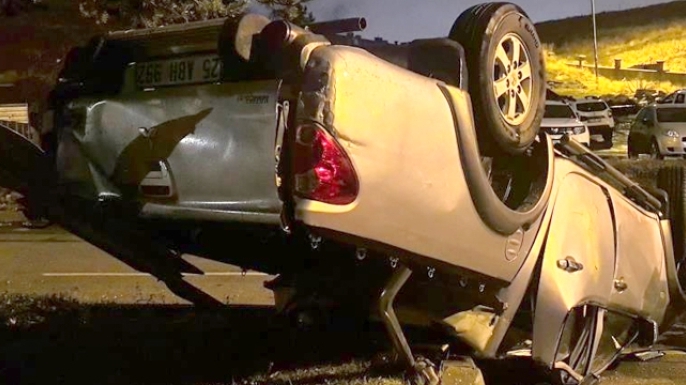 Kamyonet takla attı: 1 yaralı