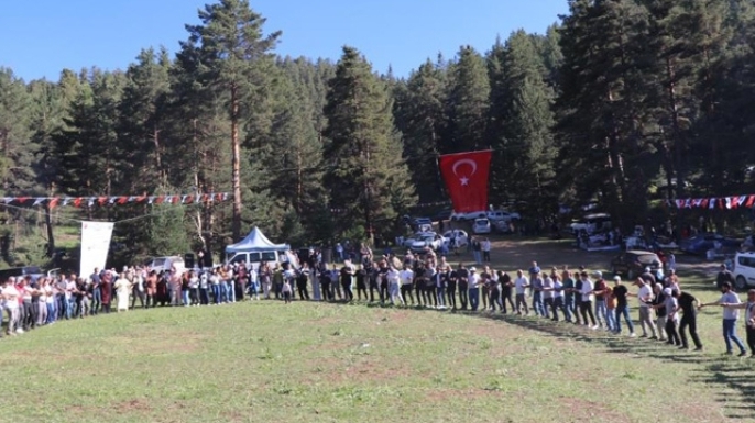 Karnavas Pekmezi görücüye çıktı