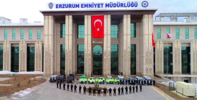 Masaj salonlarına fuhuş baskını